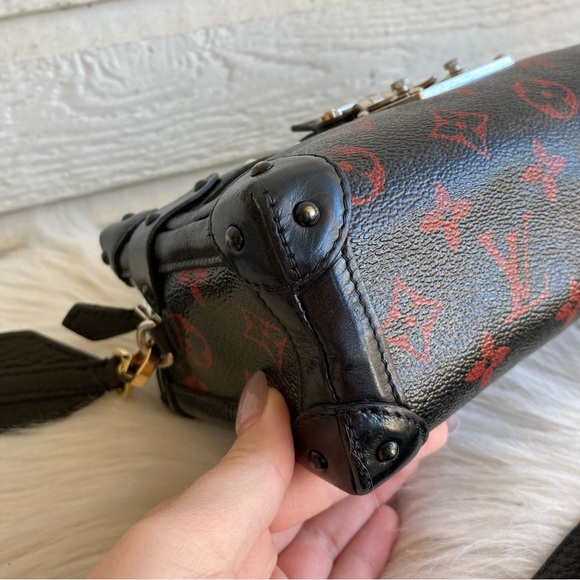 RARE | LOUIS VUITTON Monogram Petite Malle Soft MM Crossbody Handbag Red Box - Picture 13 of 16